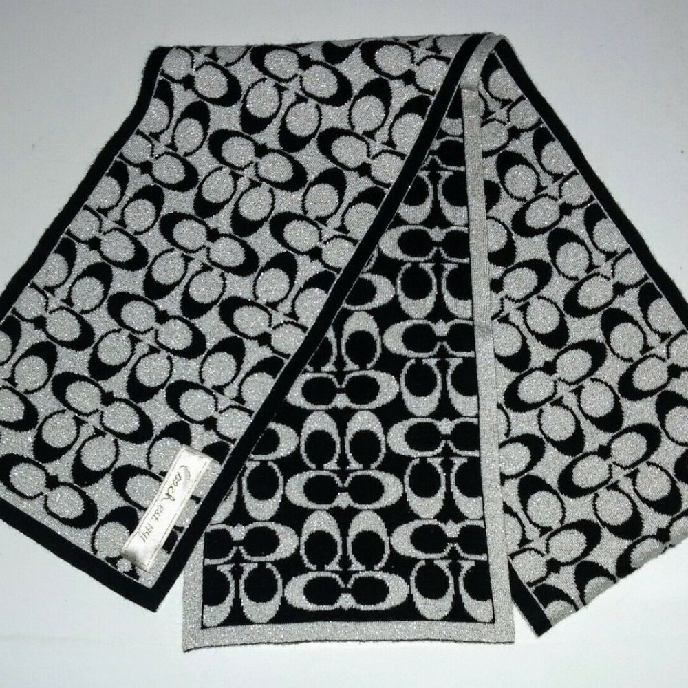 COACH SIGNATURE LOGO BLACK/SILVER SPARKLE KNIT REVERSIBLE SCARF MUFFLER F82844